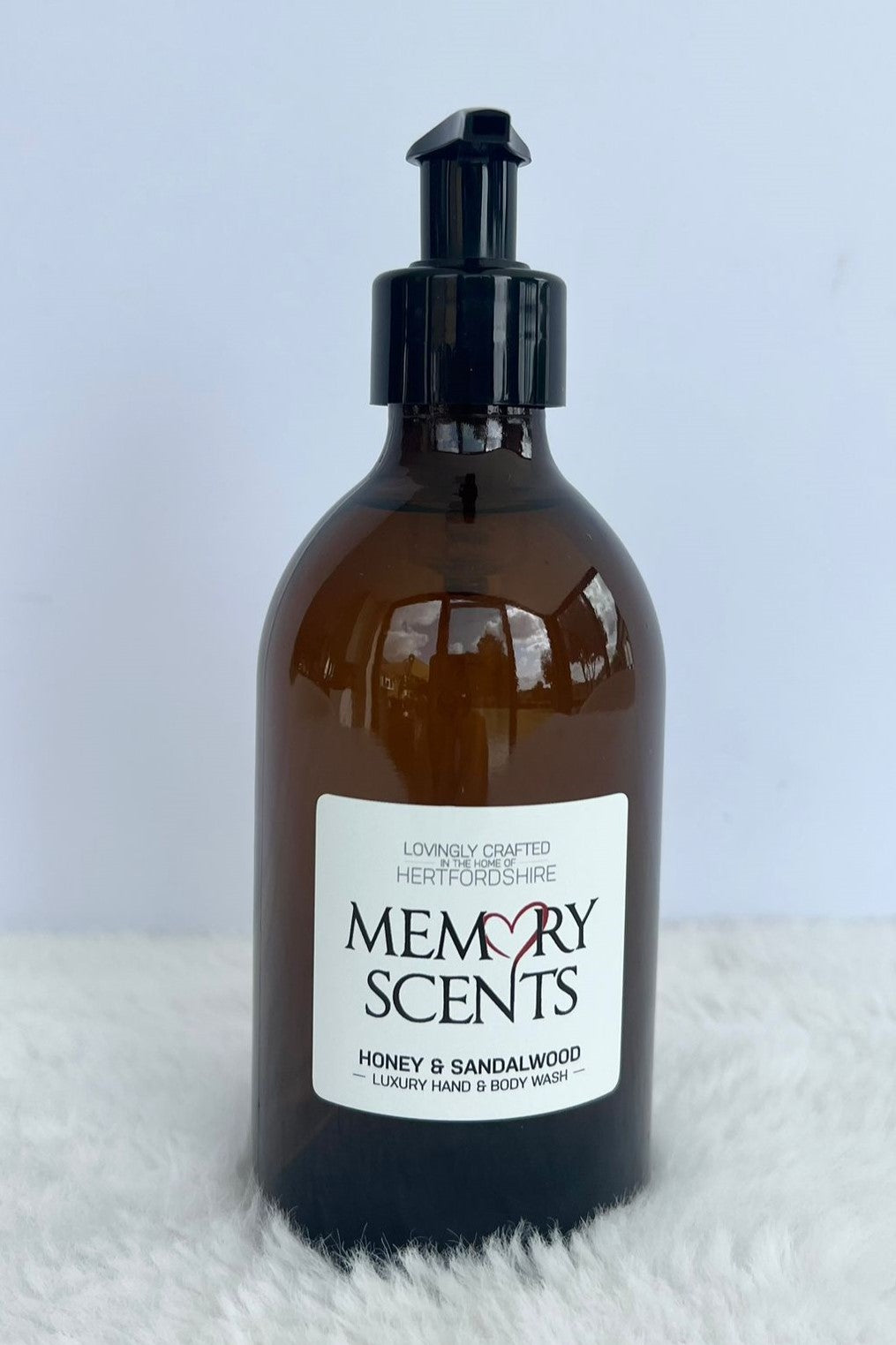 HONEY & SANDALWOOD LUXURY HAND & BODY WASH 300ML