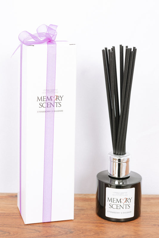 STRAWBERRY & RHUBARB DIFFUSER 100ML