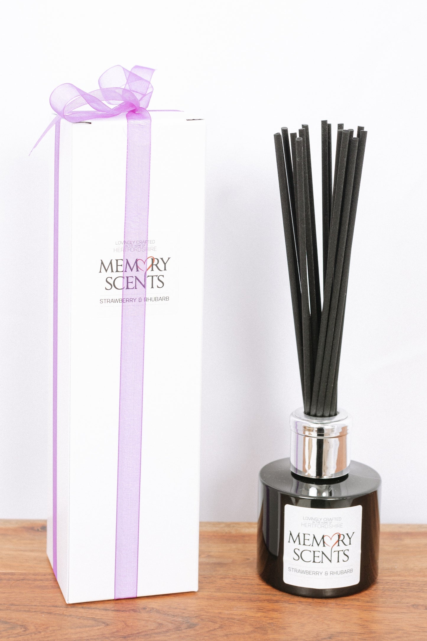 STRAWBERRY & RHUBARB DIFFUSER 100ML
